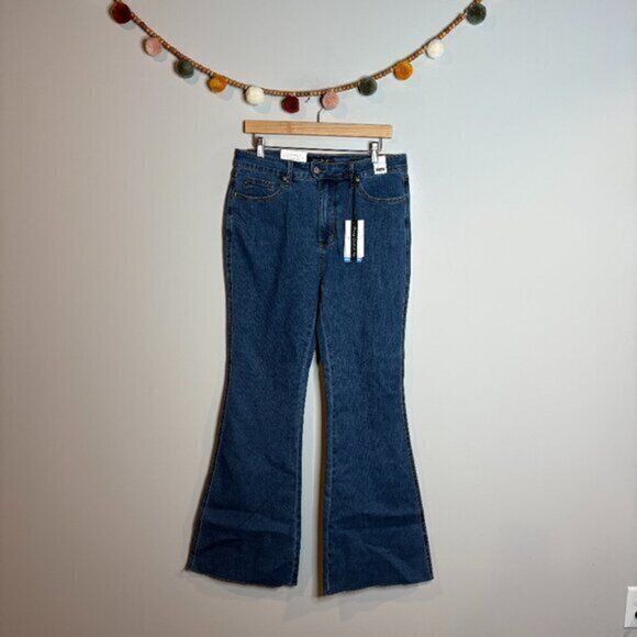 NWT Judy Blue Flare jeans - Picture 1 of 7